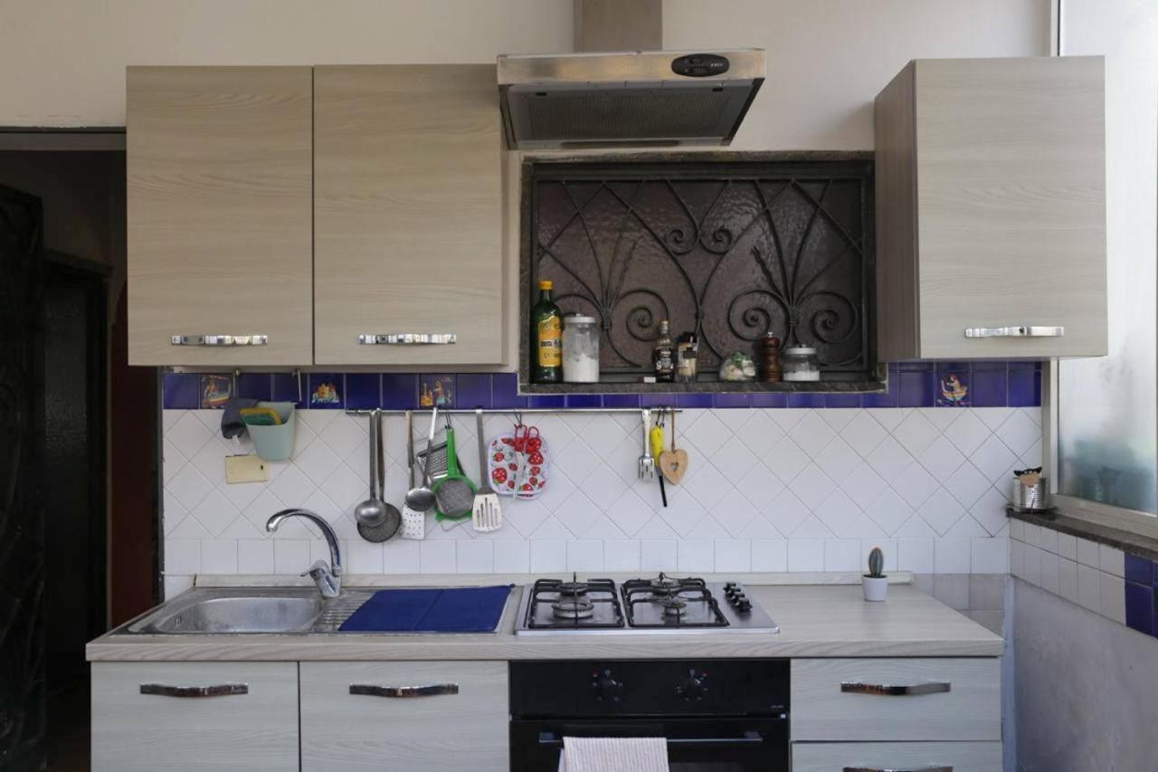 Bnb Medina Неаполь Екстер'єр фото